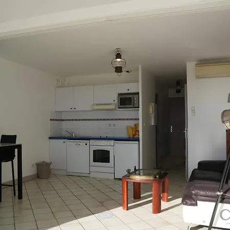 Capnat - Village Naturiste - Heliopolis - 2 Pieces - Le Mont Olympe